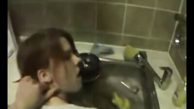 Porno porno vieille 80 ans cocu Russe: faire frire sa femme devant son mari